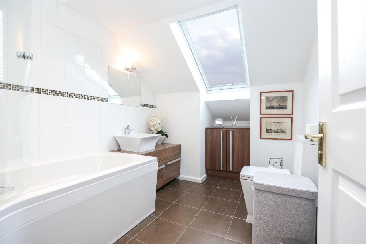 Luxury 3 Bed Royal Mile Apartment Edimburgo Exterior foto