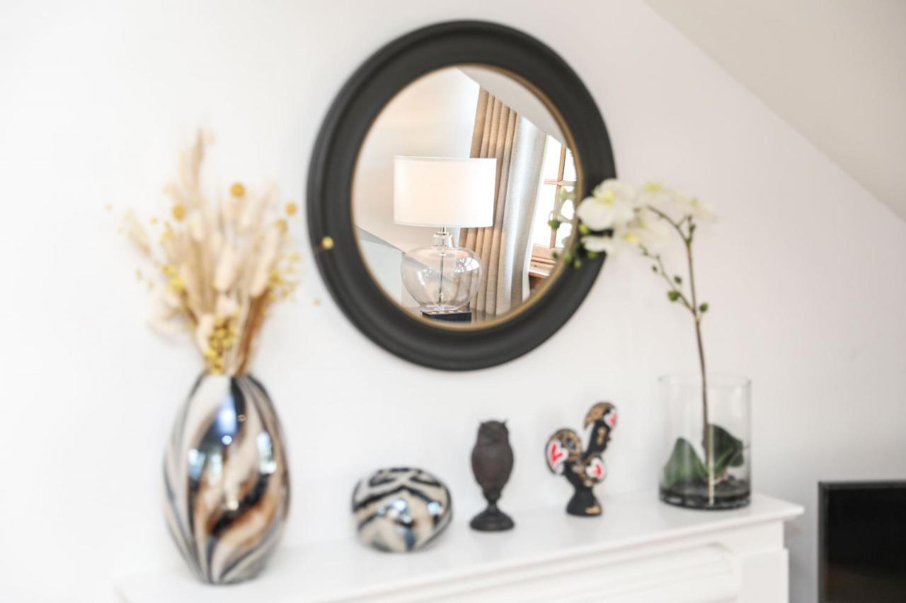 Luxury 3 Bed Royal Mile Apartment Edimburgo Exterior foto